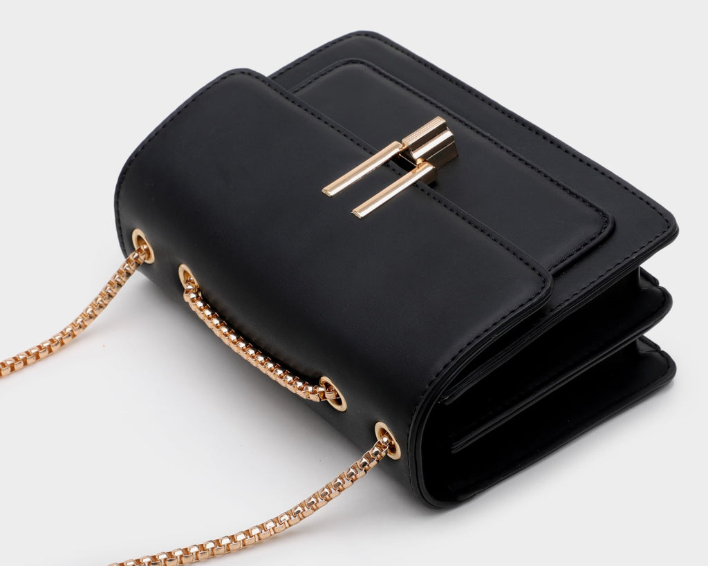 Women's Small Crossbody Bag Vegan Leather Shoulder Purse with Chain Strap