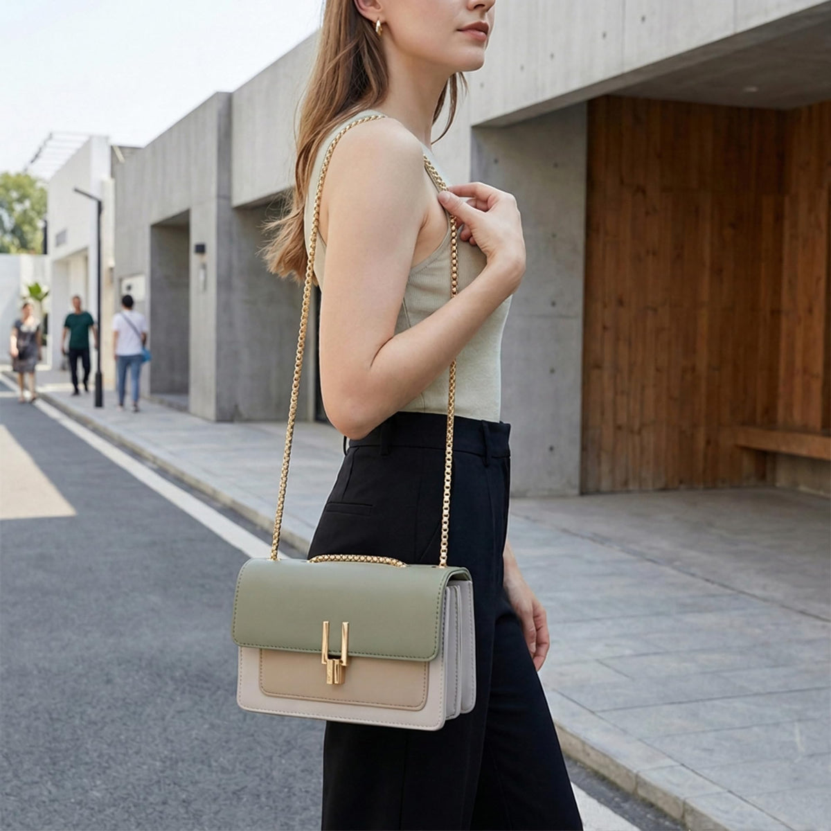Women's Small Crossbody Bag Vegan Leather Shoulder Purse with Chain Strap